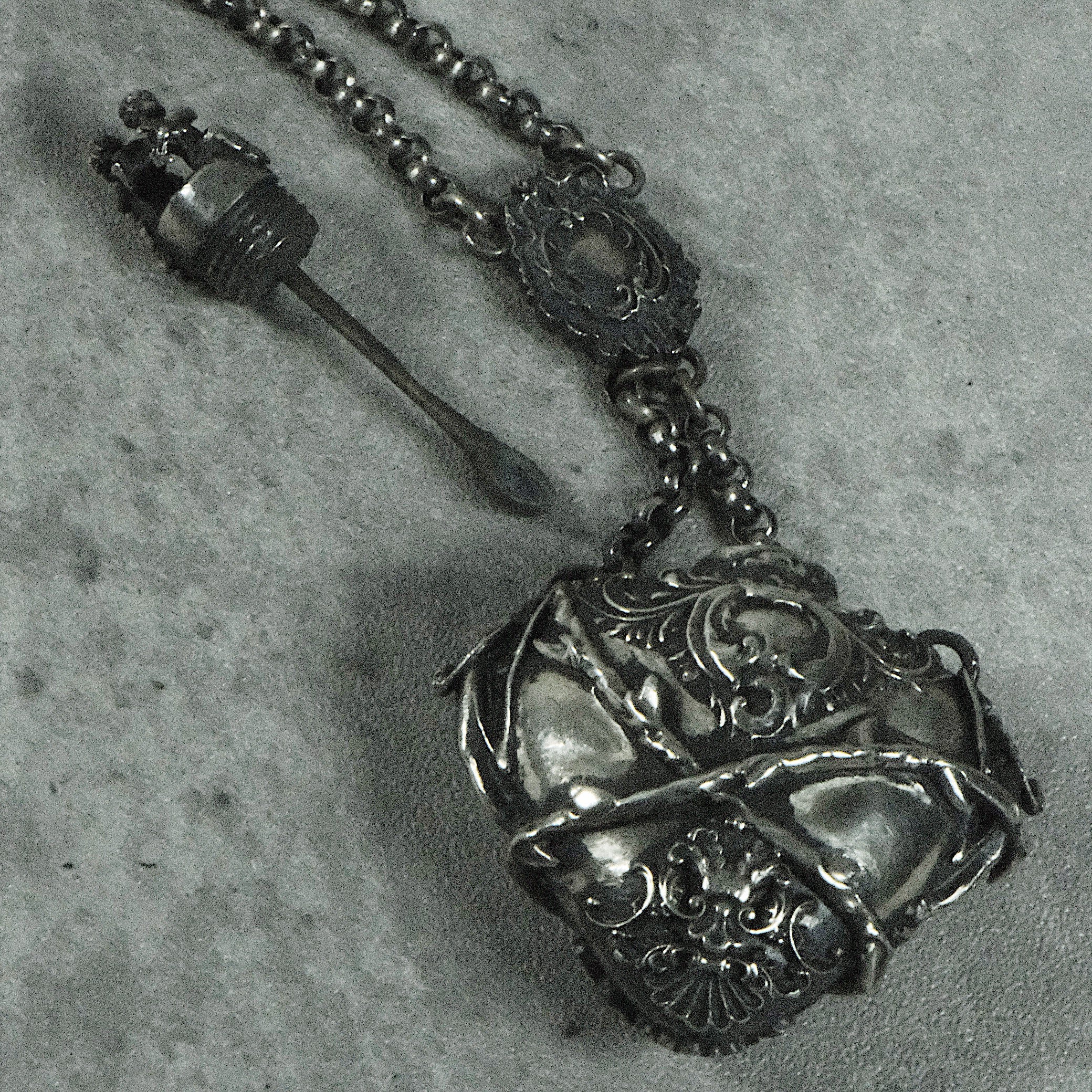 Steel Black Heart Vial