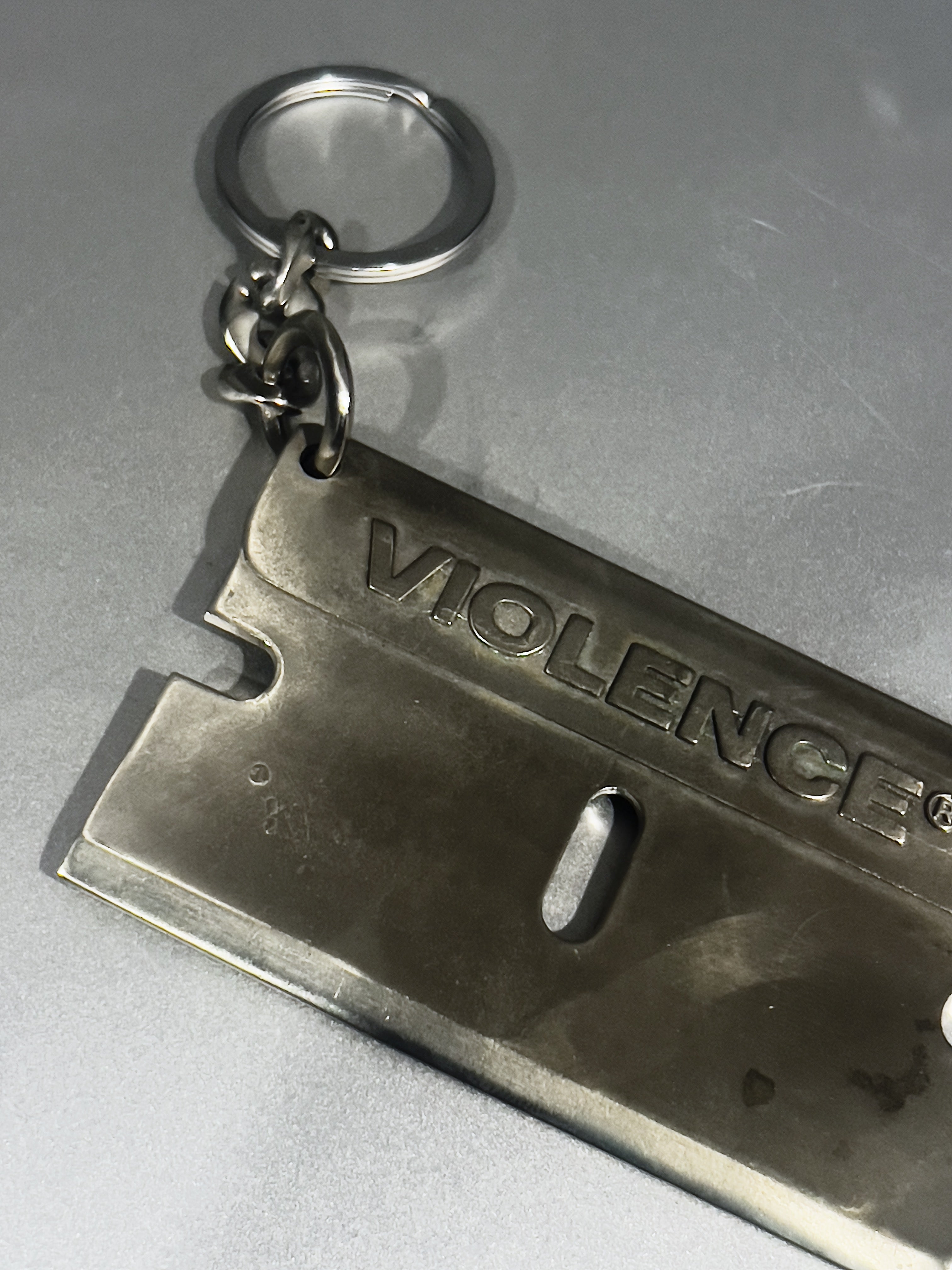 HERETIC RAZOR BLADE KEYCHAIN